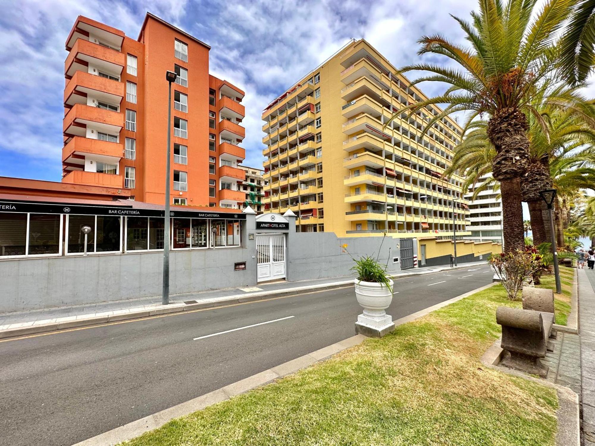 Alta Beachside Apartments Puerto de la Cruz  Exteriör bild